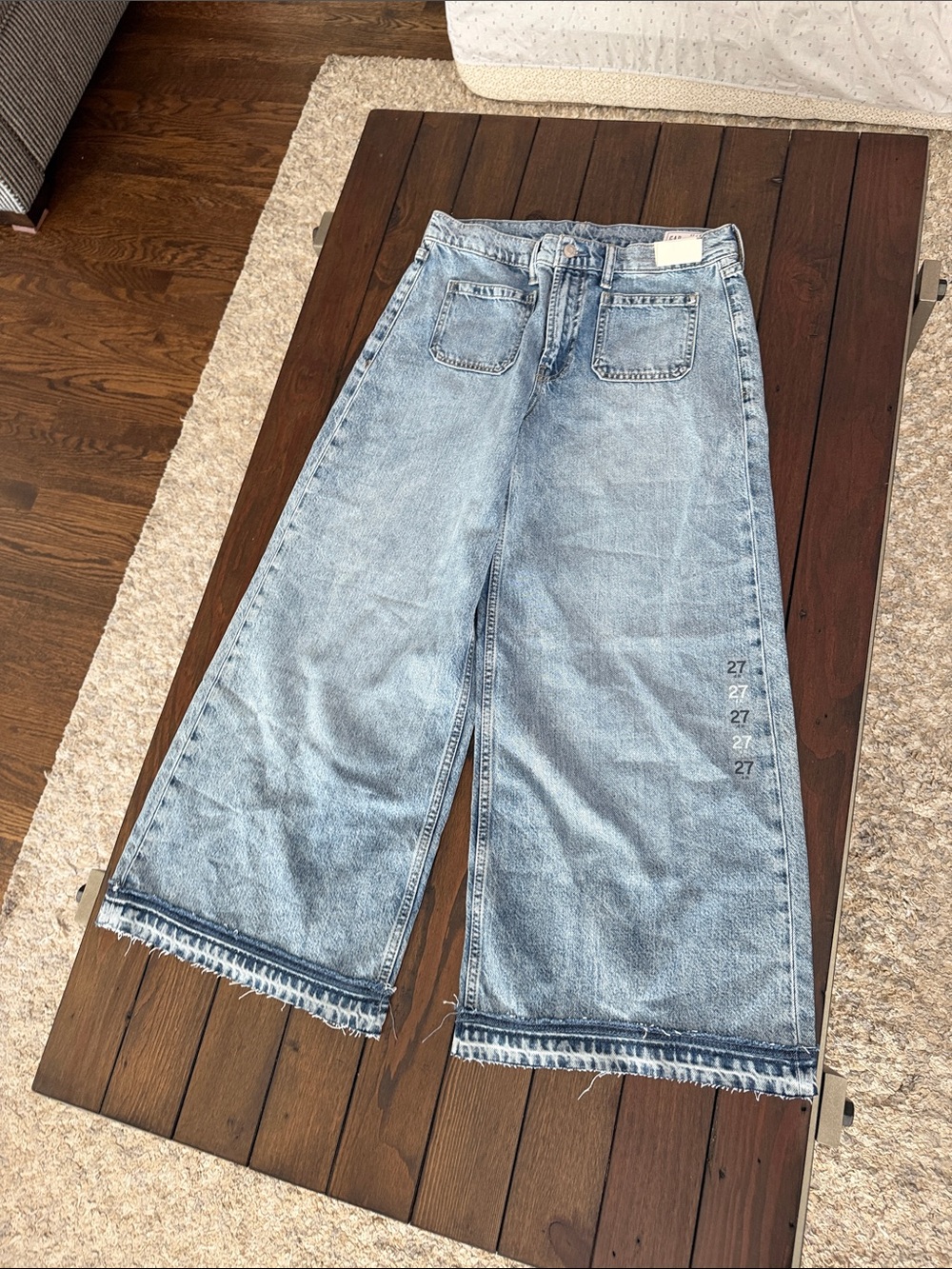 Gap Baggy Style Jeans Women’s Size 27 NWT Relaxed Denim